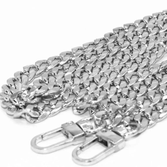 Coach Mini Barrel Bag Blue NWT - Picture 8 of 8